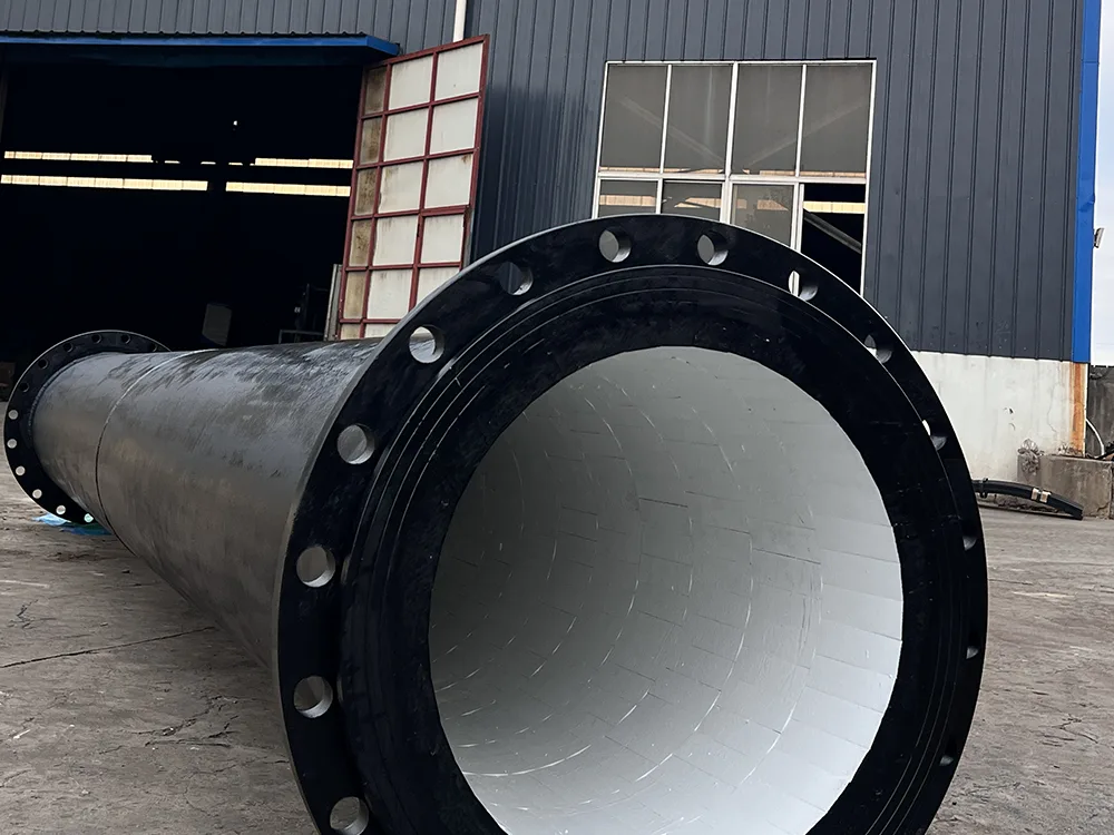 What are the materials and characteristics of Composite Wear Pipe?